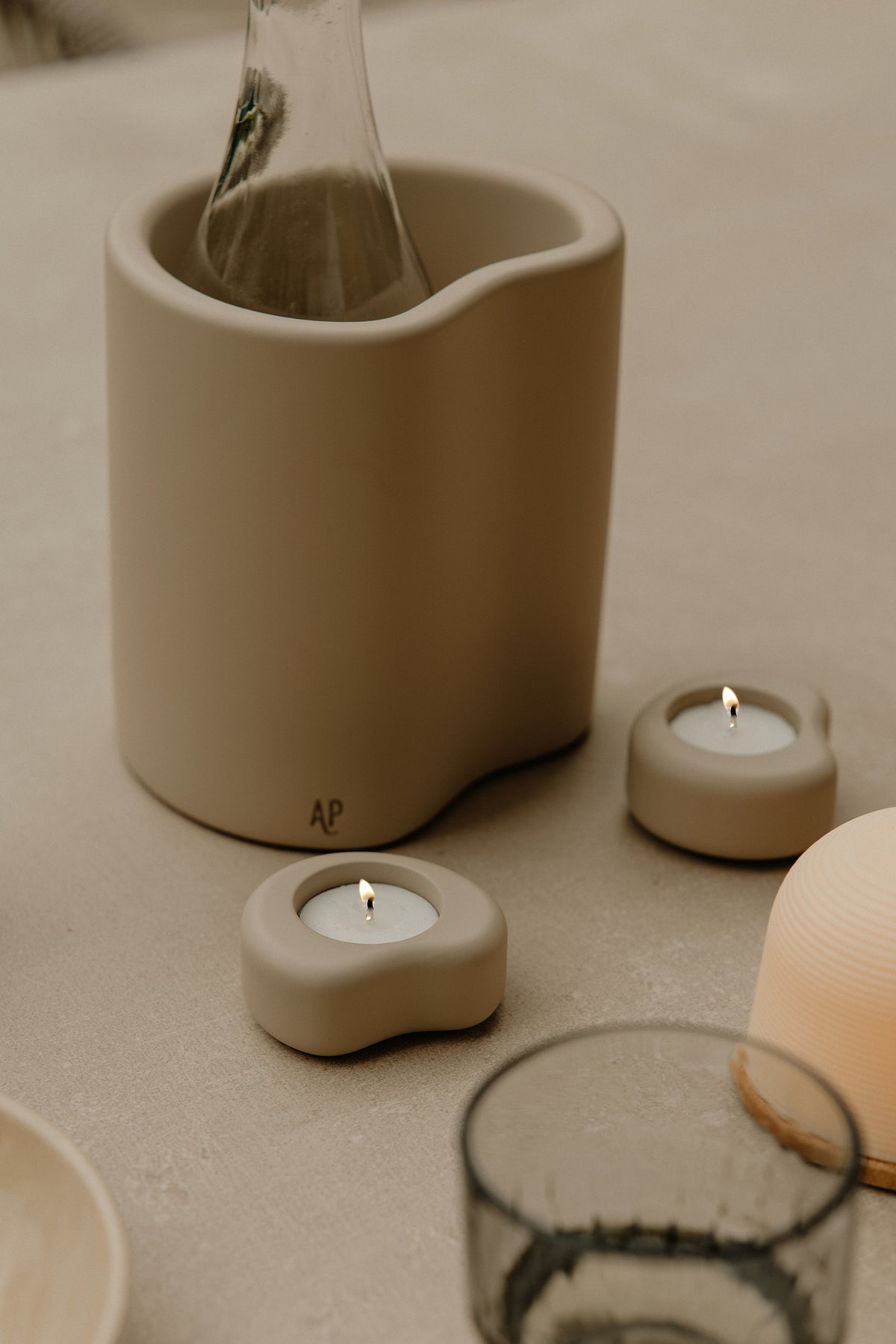 Fondant small T- light holder | ZAND | H 3,2 x 7,3  x 6,2 cm