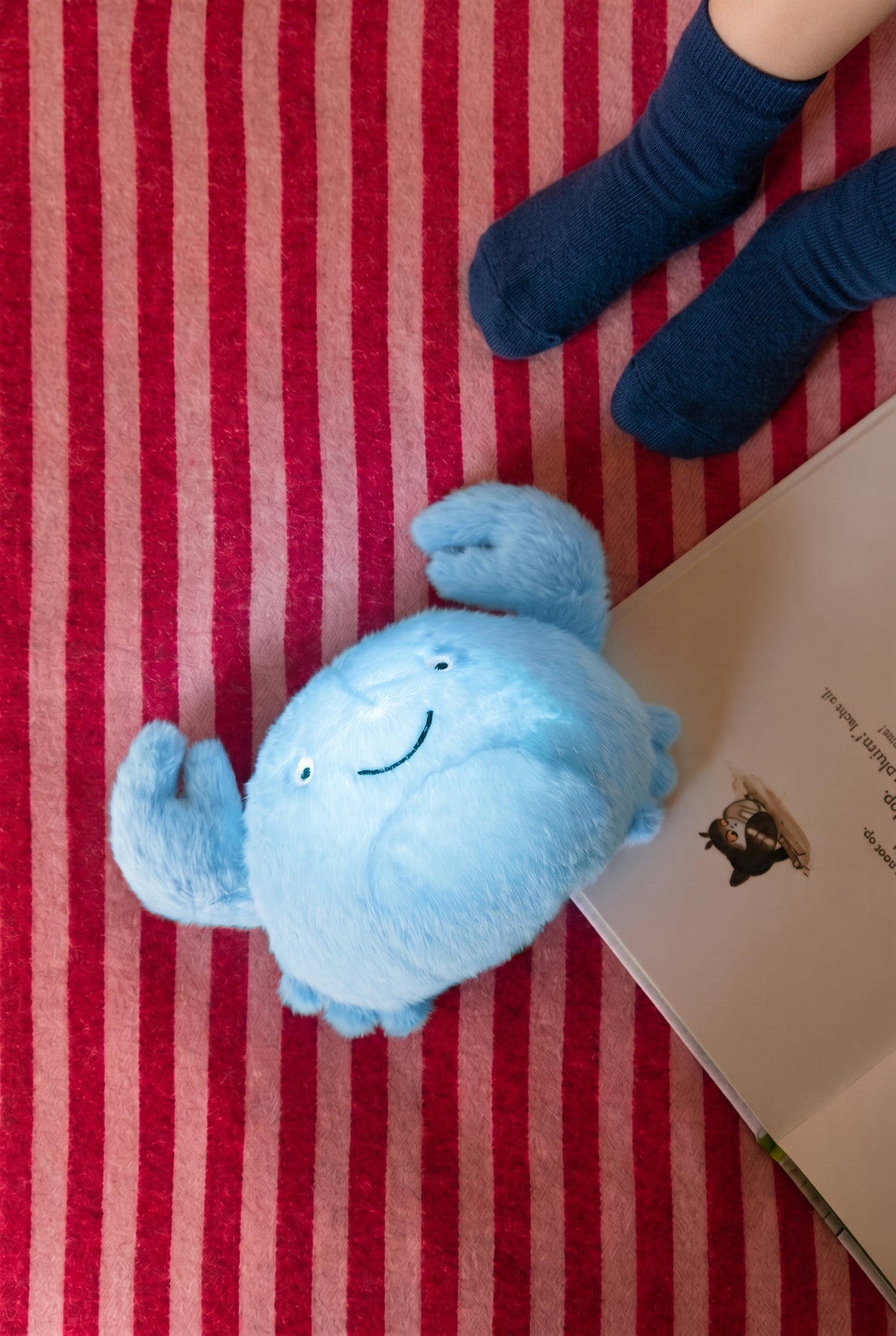 Theo crab Light Blue Softlight, USB rechargeable | H 7 x 20 x 14 cm