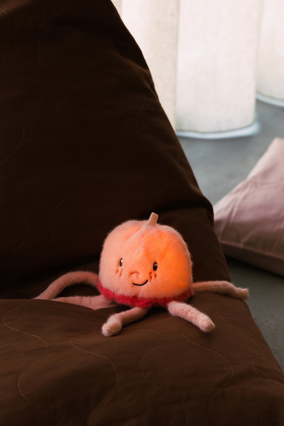 Colette Jellyfish MAGNOLIA pluche Nightlight | H 28 Ø 13 cm